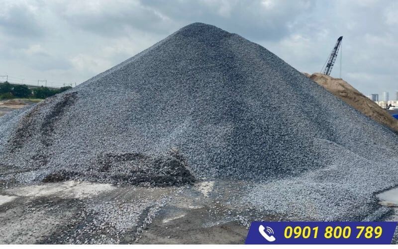 Bãi đá mi sàng xanh tại VLXD Nam Thành