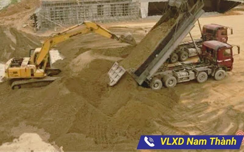 Bãi tập kết cát của VLXD Nam Thành