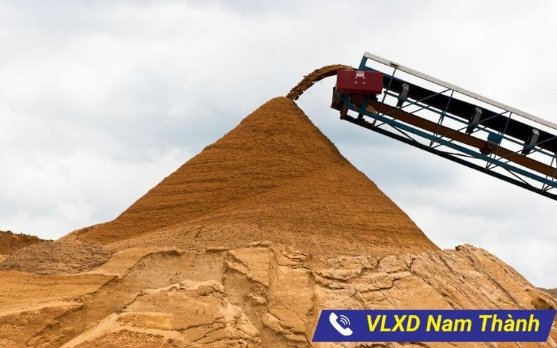 Các yếu tố ảnh hưởng đến giá bán cát nhân tạo
