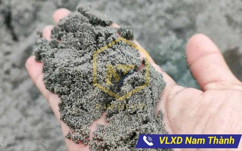 Giá cát đen đổ nền