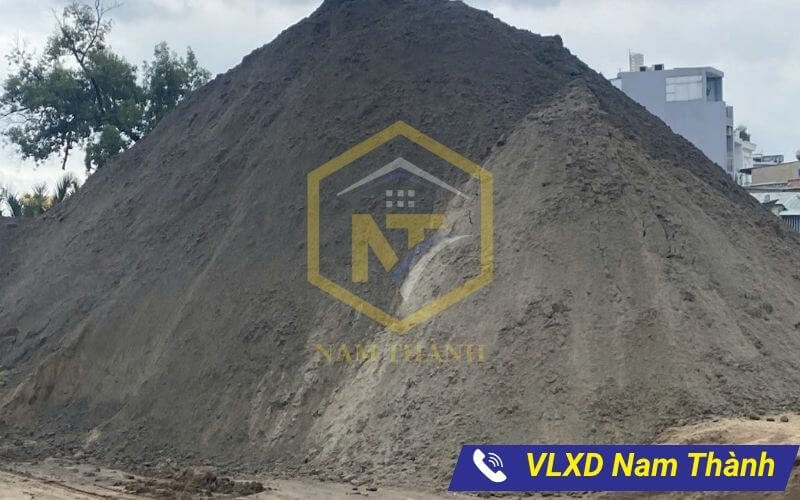 Cát đen Cần Giờ