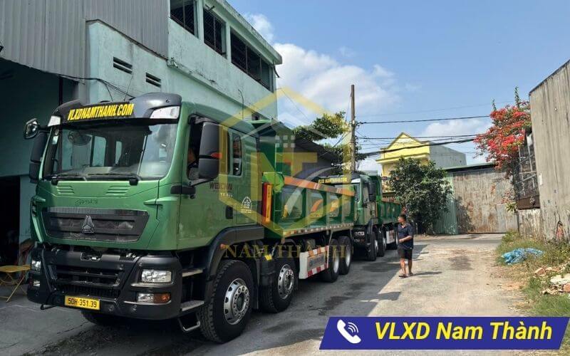 Vận chuyển cát ở Cần Giờ